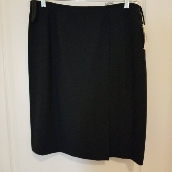 Anne Klein 2 piece skirt and blazer suit - NWT - Navy size 14P - Picture 7 of 14